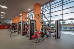 dvojpodlazne fitness centrum 2