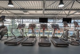 dvojpodlazne fitness centrum 7